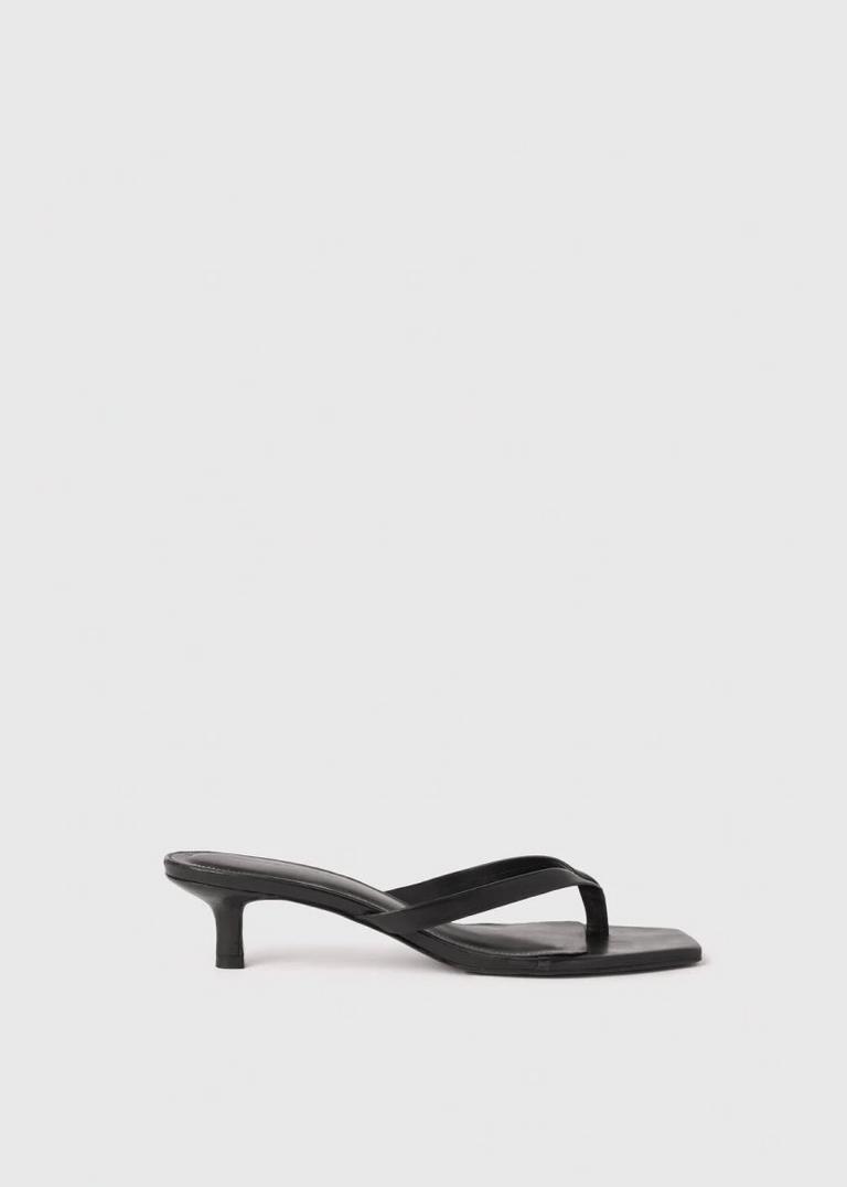 Black Toe Post Kitten Heel Mule