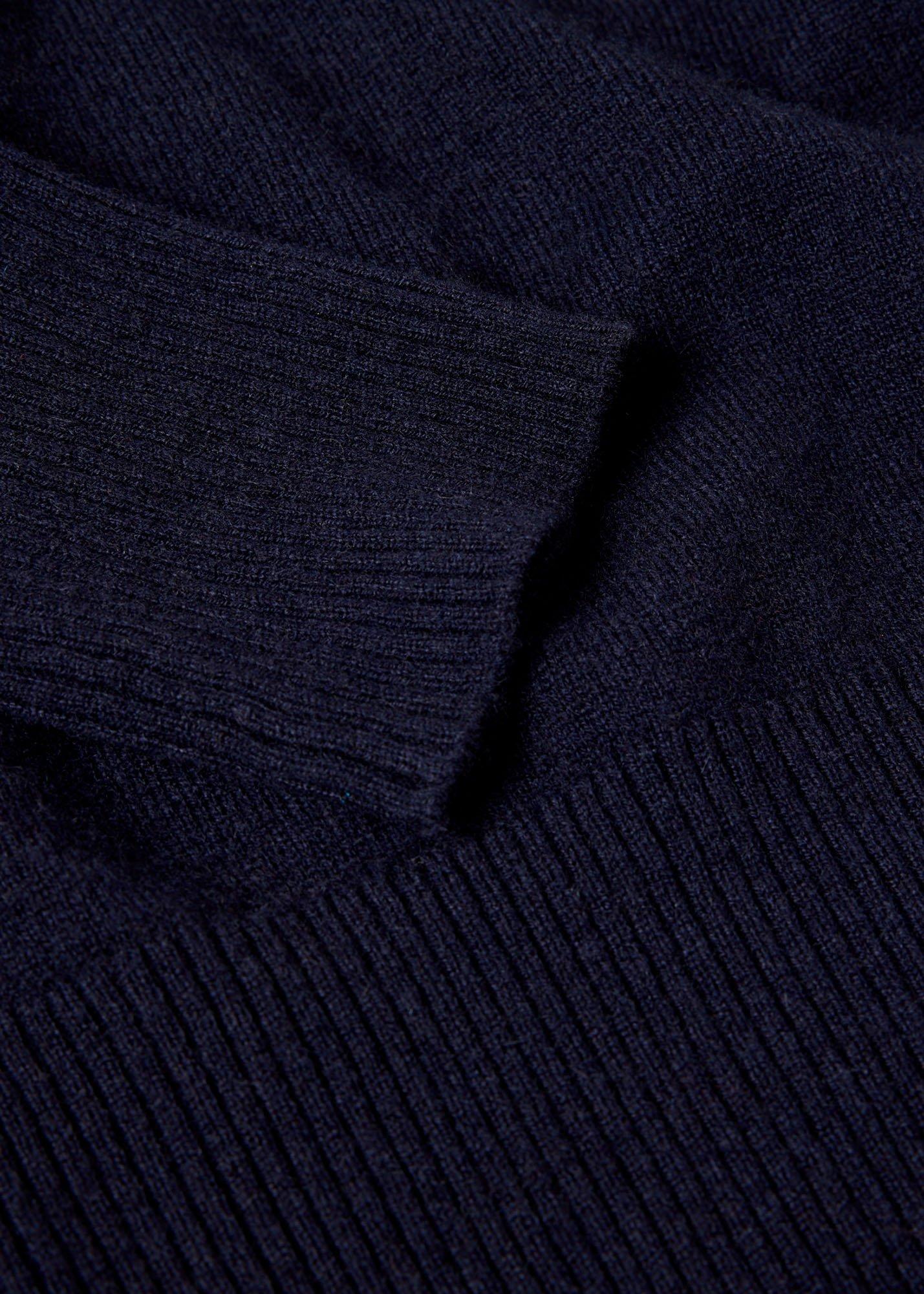 Cashmere Seam Crew Neck Knit