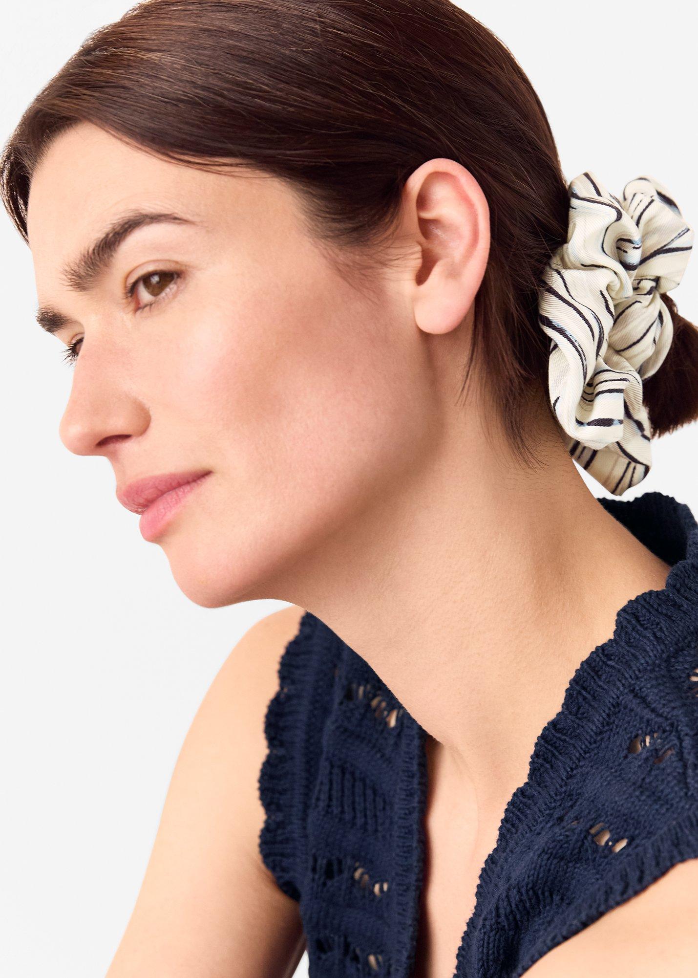 Ivory Abstract Stripe Scrunchie