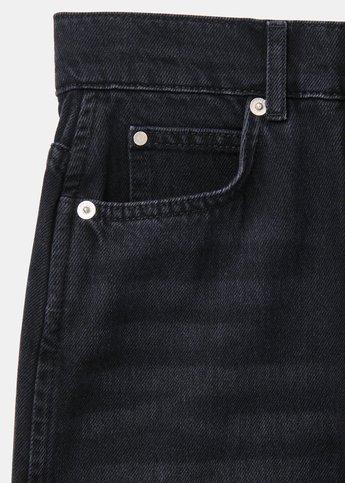 Authentic Barrel Leg Jean