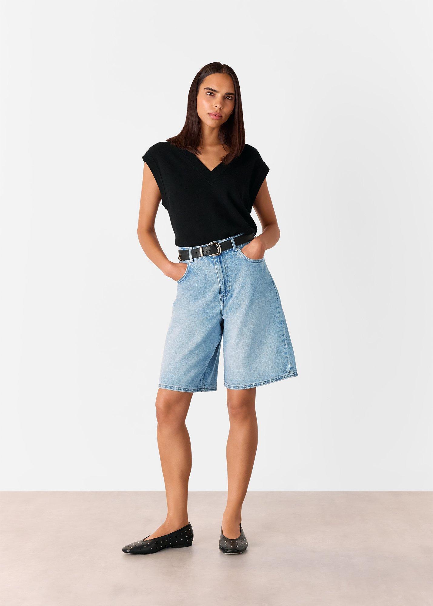 Light Wash Authentic Knee Length Short