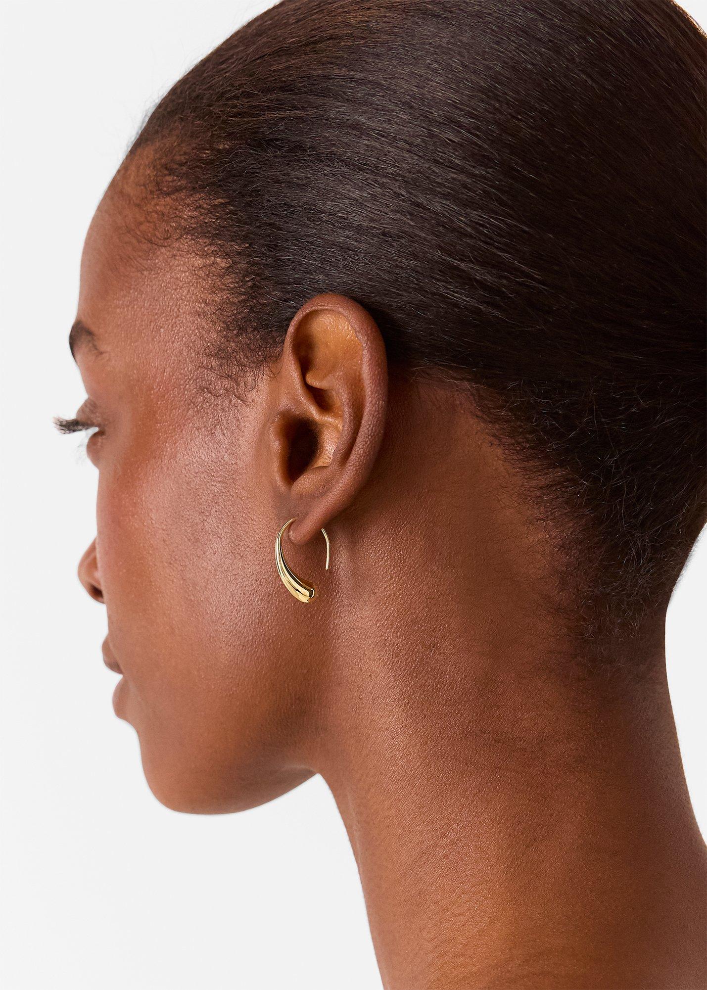 Curved Teardrop Wire Earring