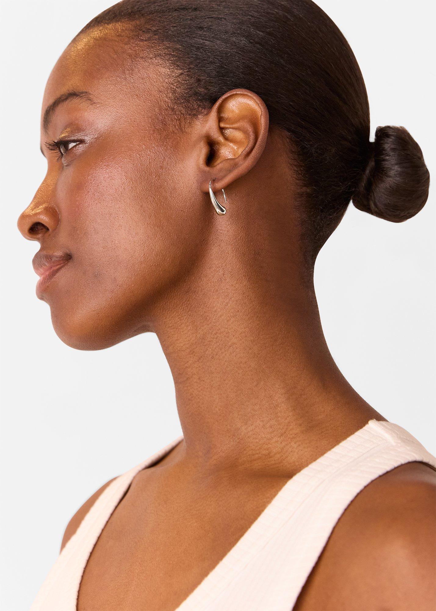 Silver Curved Teardrop Wire Earring