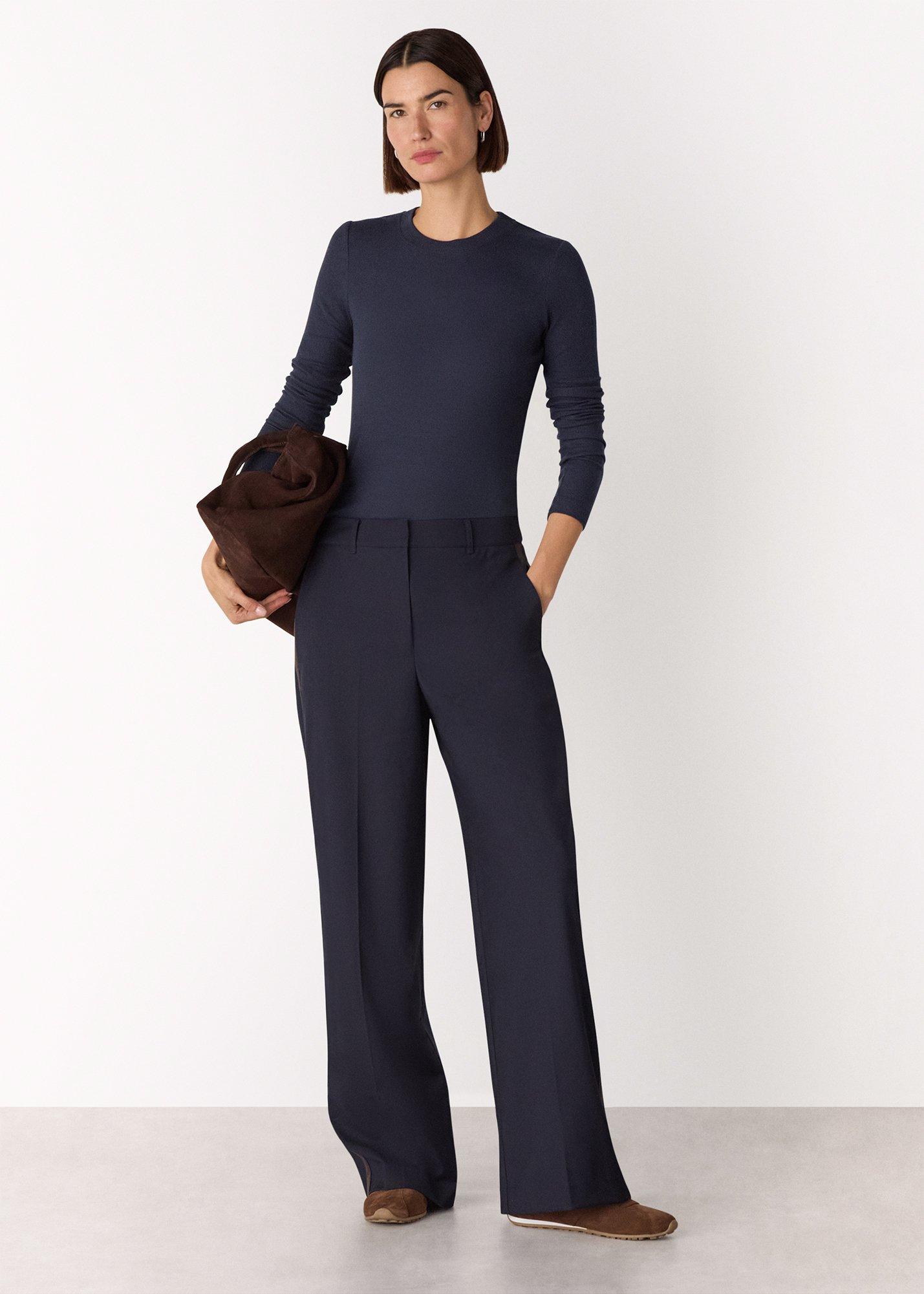 Navy Essential Ribbed Crew