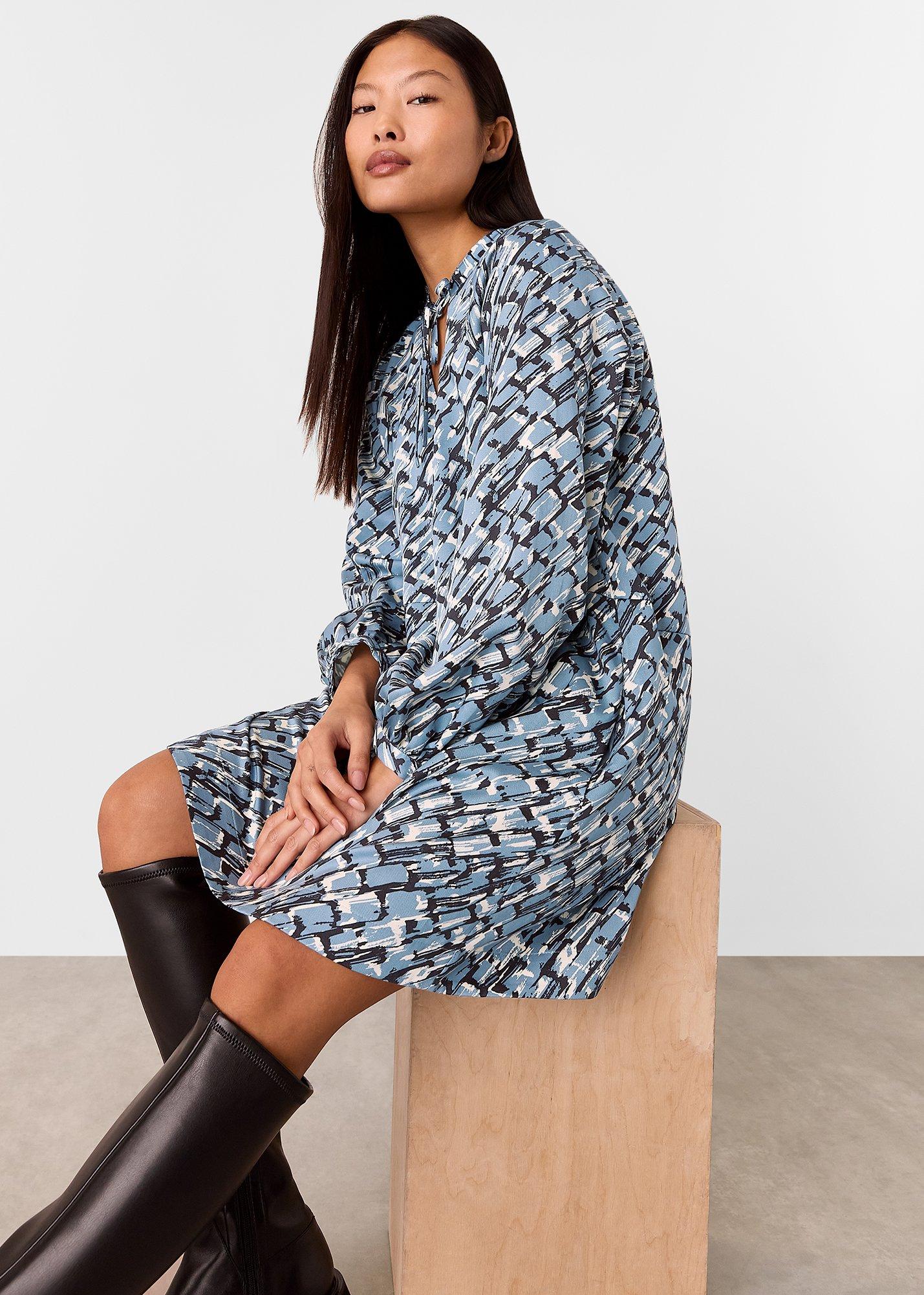 Petite Feathered Wing Marnie Dress