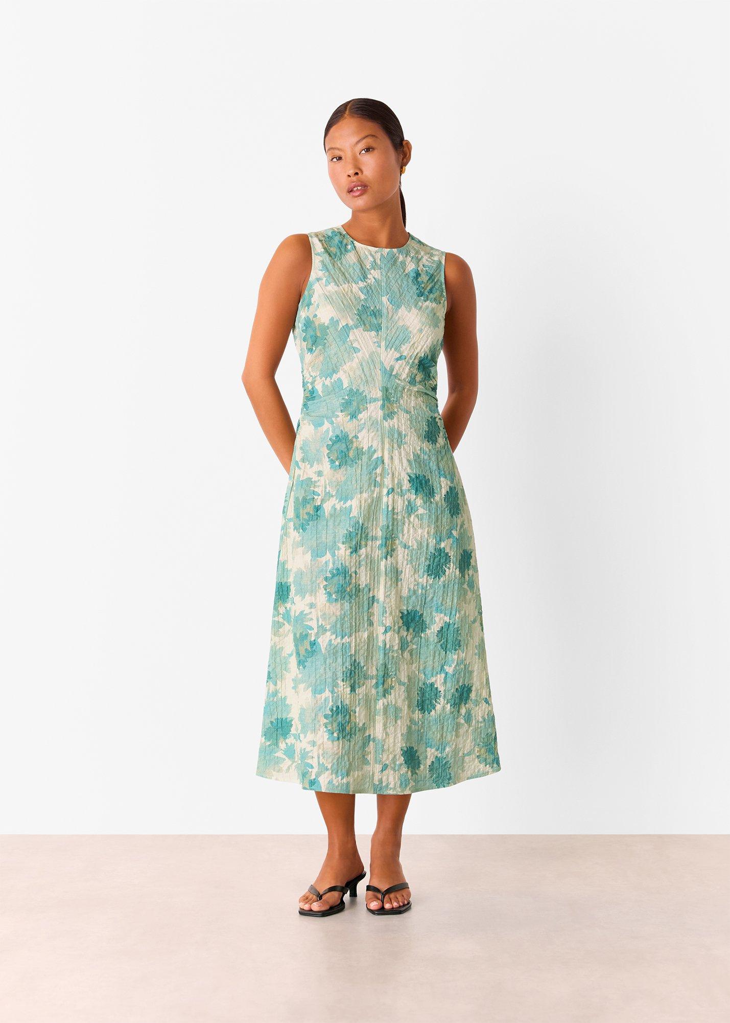 Blue Petite Floral Textured Midi Dress