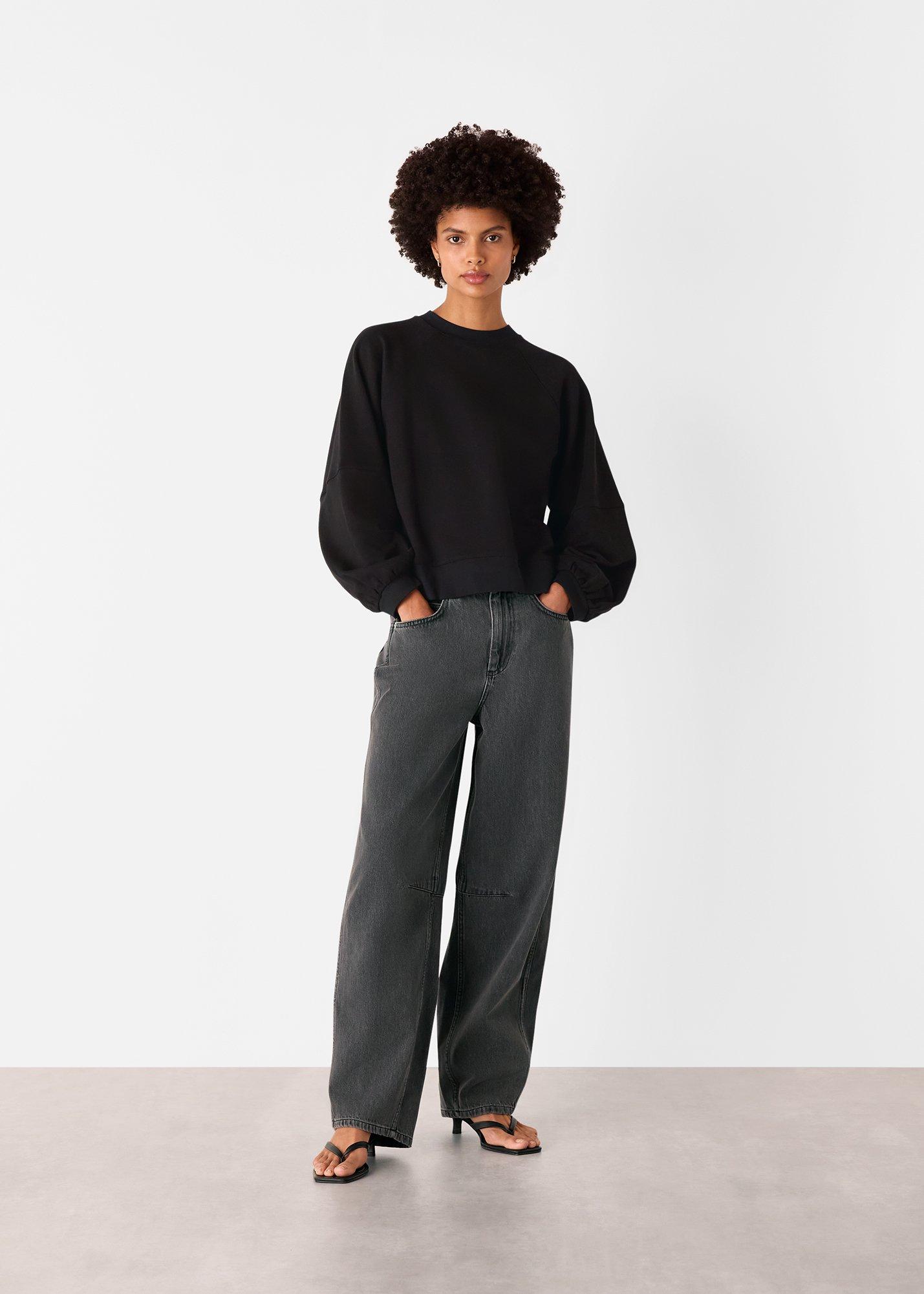 Gathered Full Sleeve Sweat