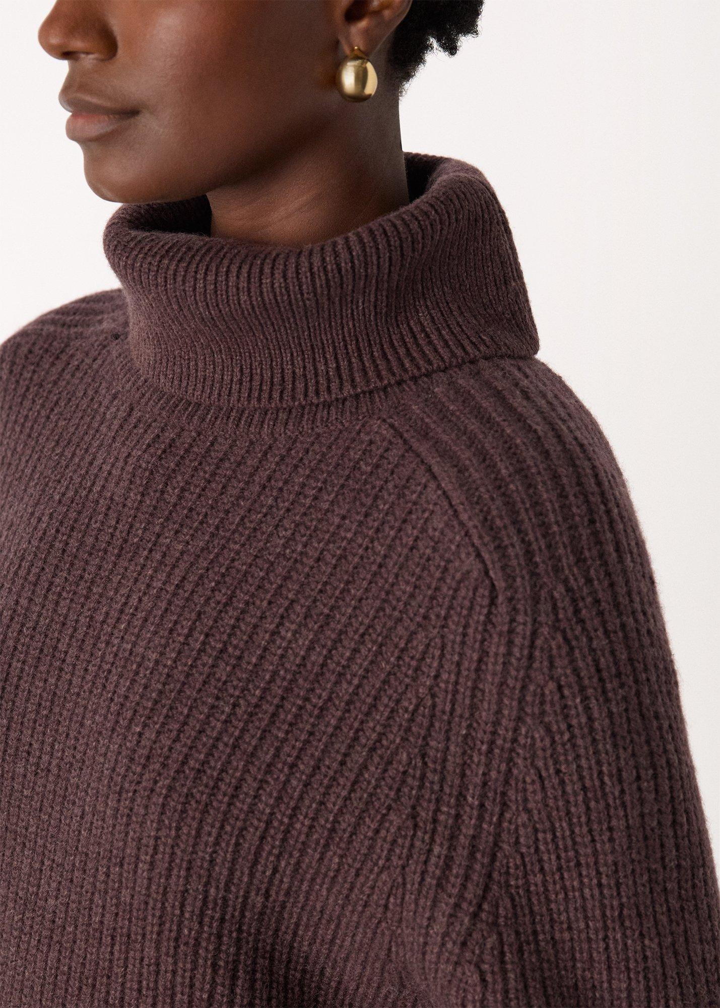 Heavy Gauge Roll Neck Knit