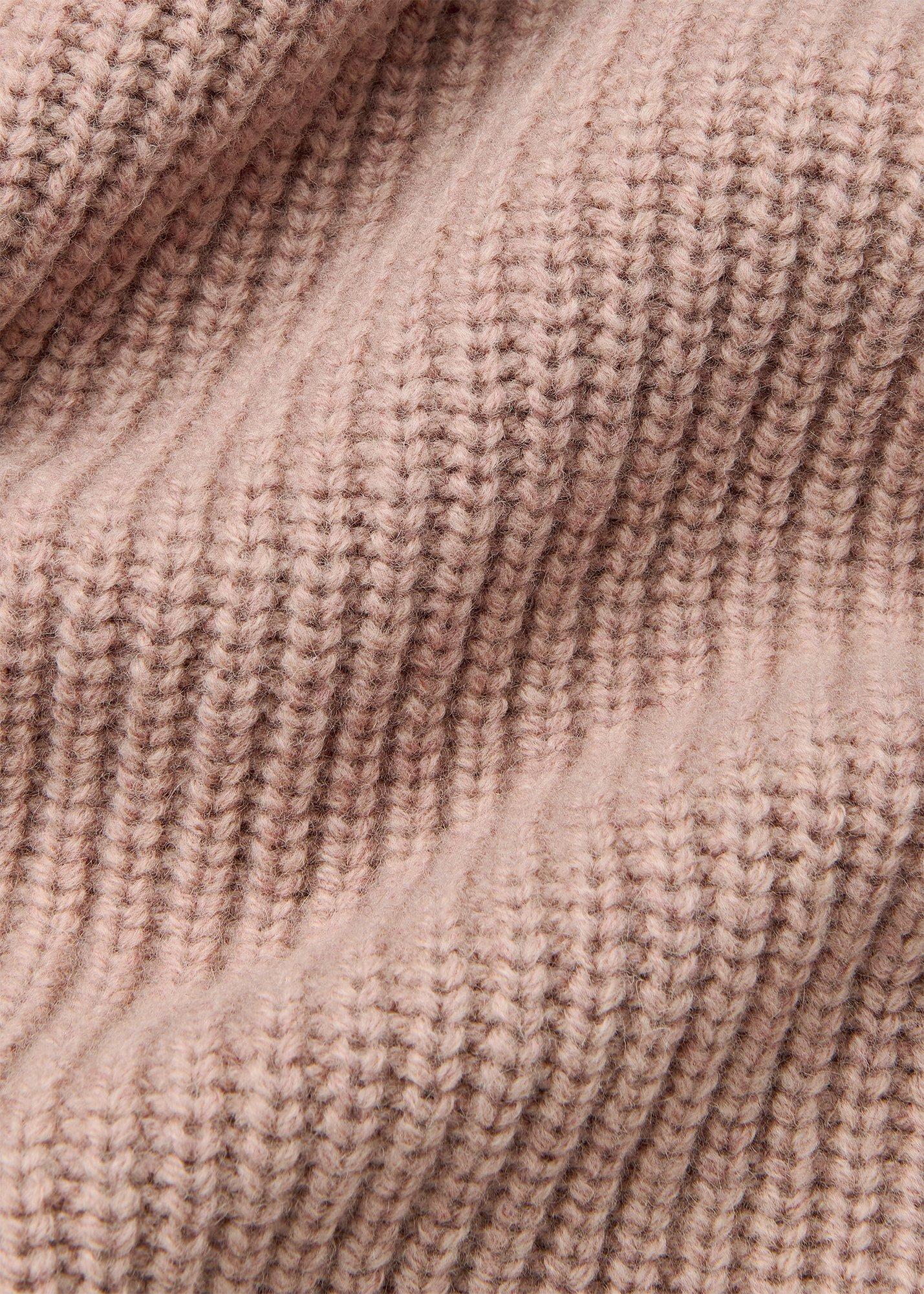 Heavy Gauge Roll Neck Knit