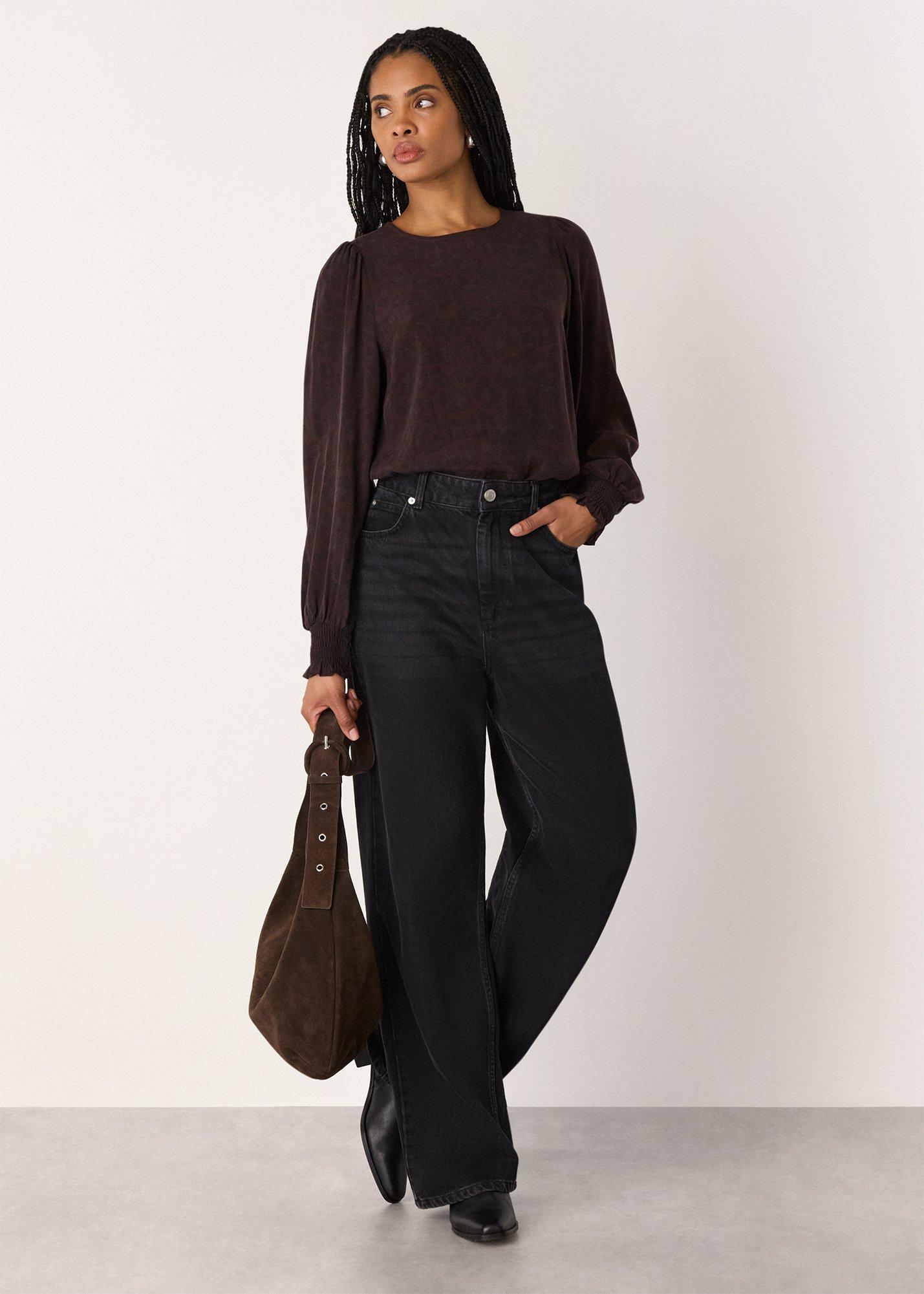 Leopard Shirred Cuff Blouse