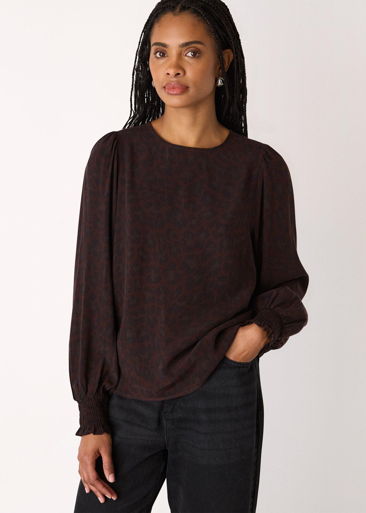 Leopard Shirred Cuff Blouse