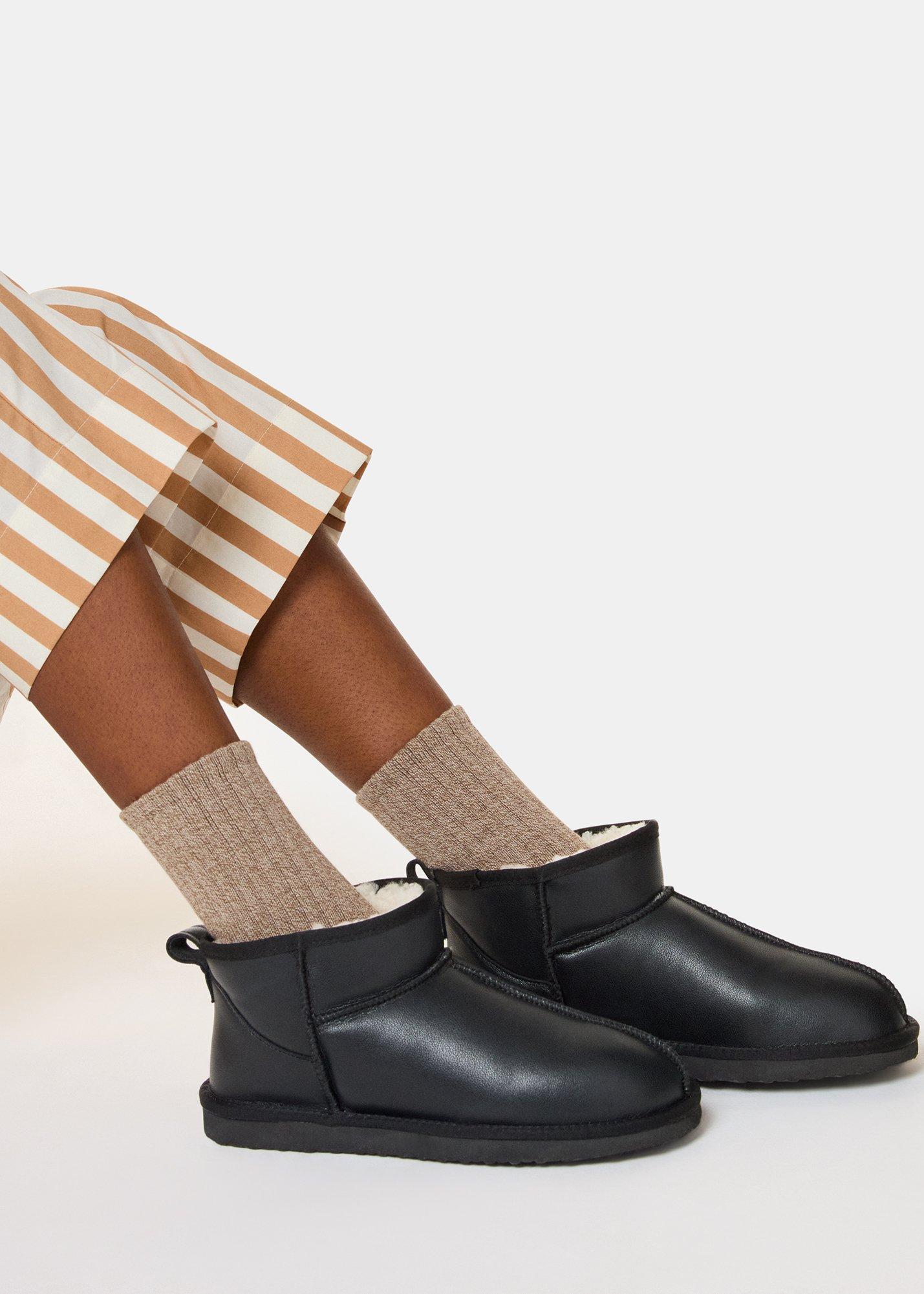 Black Mable Slipper Boot