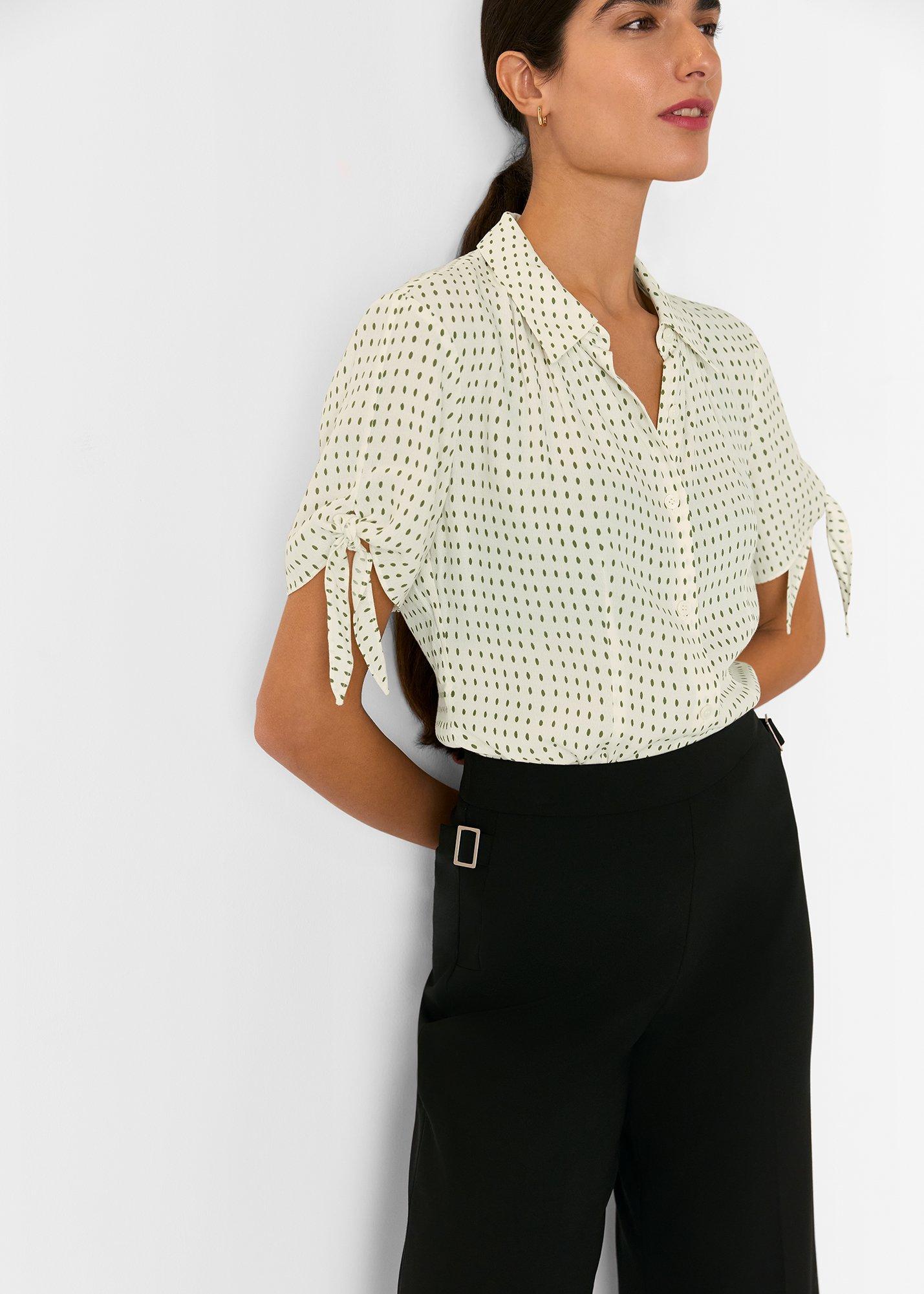 Oval Spot Tie Sleeve Shirt