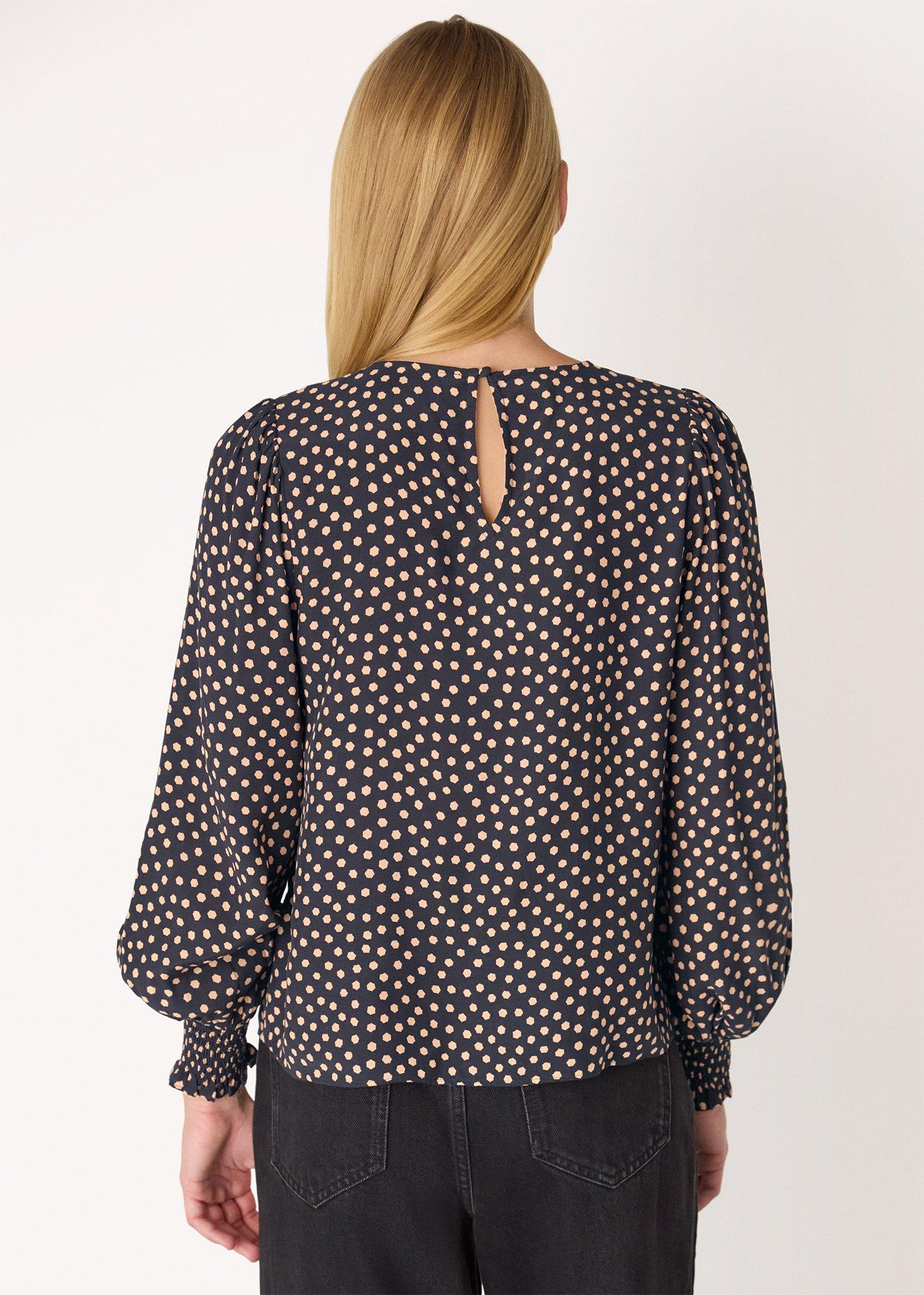 Spot Shirred Cuff Blouse
