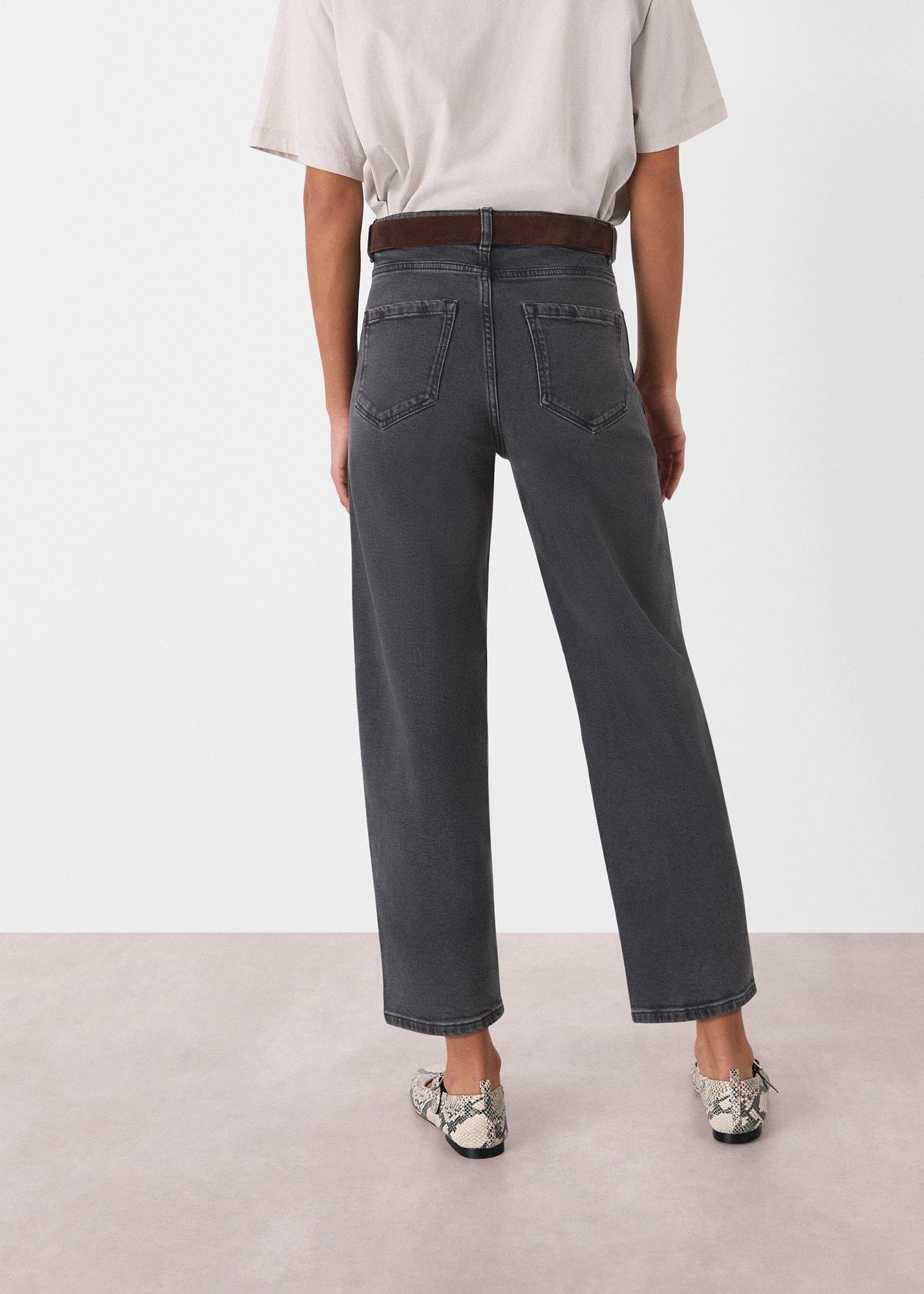 Stretch Barrel Leg Jean