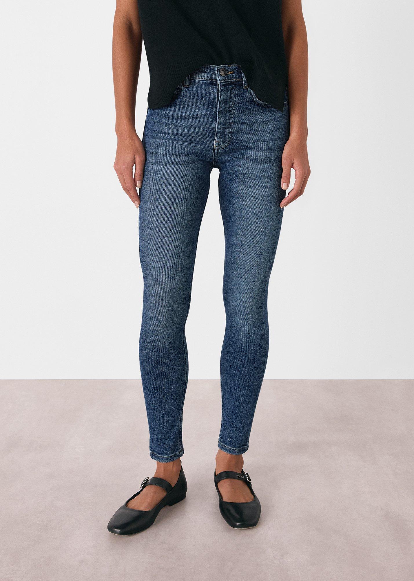 Denim Stretch Sculpted Skinny Jean