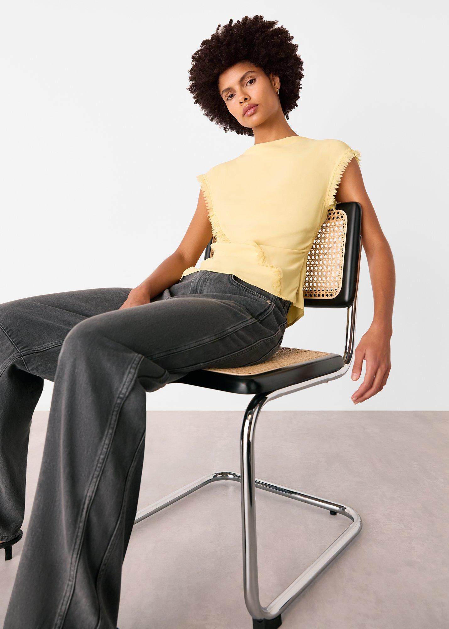 Toril Textured Trim Detail Top